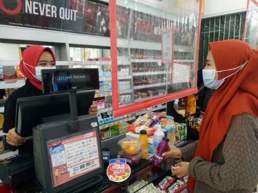 Alfamidi Makassar Ajak Semua Konsumen "Ayo Makan Buah"