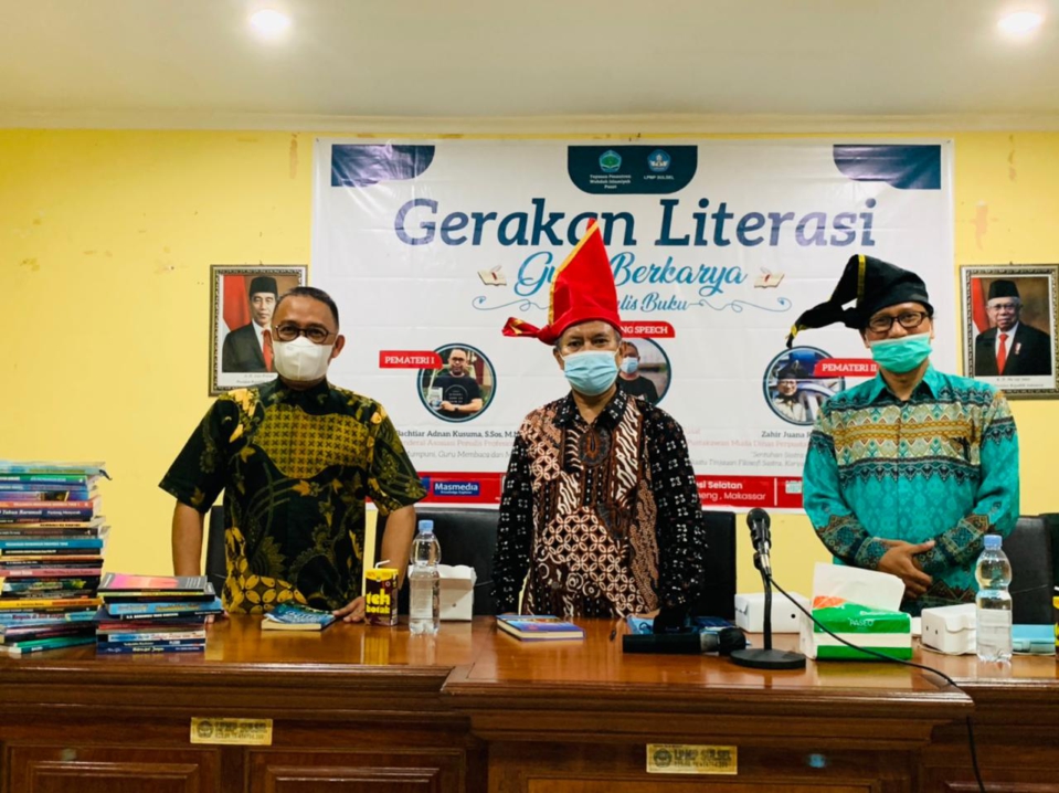 Ponpes Wahdah Islamiyah Pusat Gelar workshop Guru Berkarya Menulis Buku