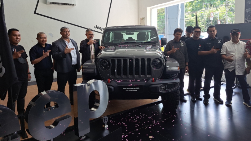 Tutup 2022, Kalla Kars Perkenalkan Jeep Wrangler Rubicon Sky One Touch