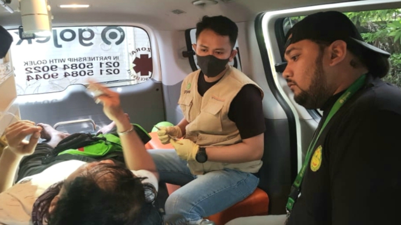 Gojek Luncurkan Armada Ambulans  yang Siaga 24 Jam