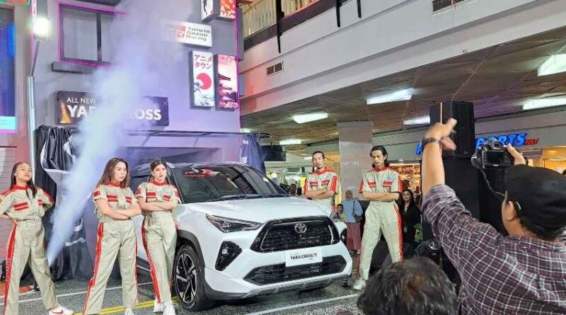 Kalla Toyota baru saja melakukan peluncuran All-New Yaris Cross. Unit terbaru ini diluncurkan di Atrium Mal Ratu Indah (24/6/2023). Foto: Nanda